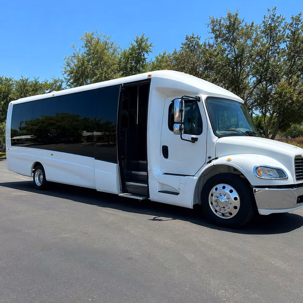 15 passenger minibus