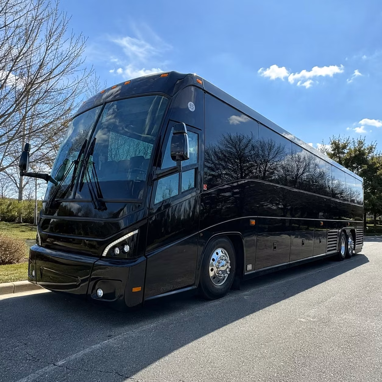 government shuttle services between moffett federal airfield and mountain view agencies